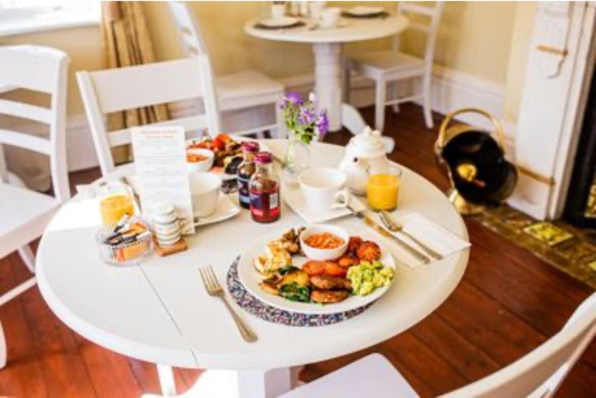 Abbotsleigh Of Whitby Bed & Breakfast Eksteriør bilde