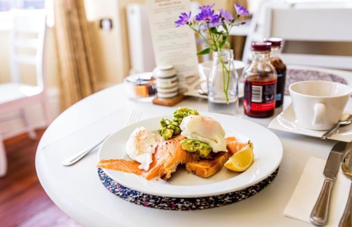 Abbotsleigh Of Whitby Bed & Breakfast Eksteriør bilde